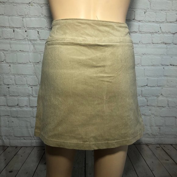 ENT Entrancy corduroy mini NWOT - Picture 3 of 3